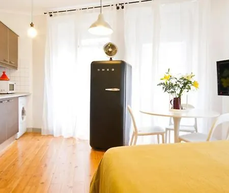 Mouraria Deluxe Apartments Lisbon Room photo
